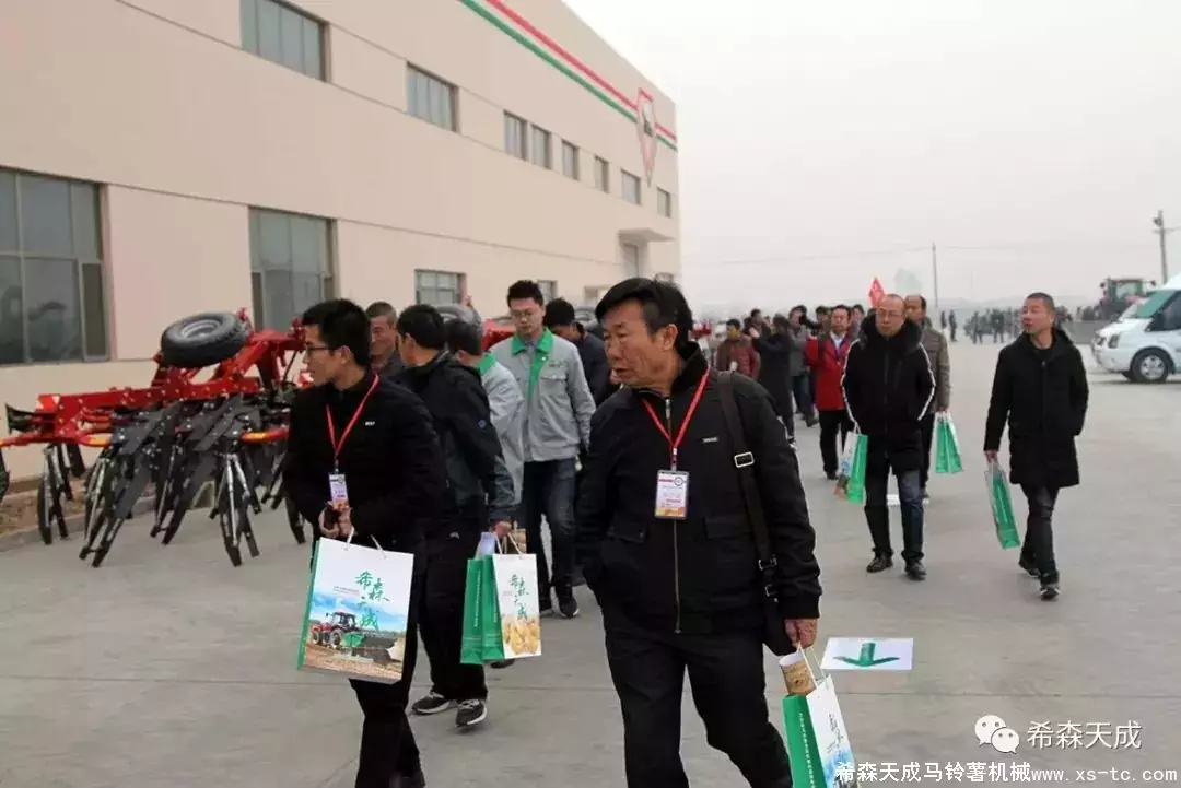 2-1P11G31621610.jpg 2-1P11G31621610.jpg