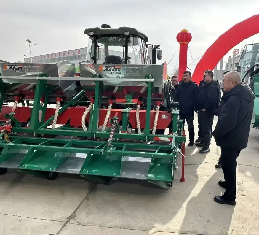 Wuwei Hongri Potato Machinery Customer Appreciation Banquet & Star New Product Promotion Conference (图2)